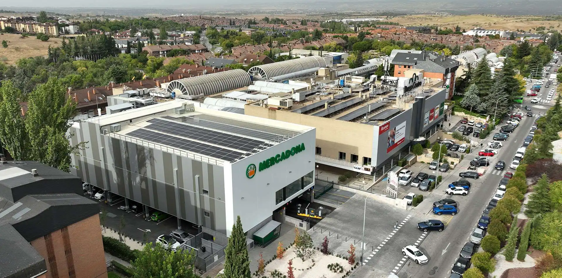 Vista aérea del Supermercado Mercadona iKasa Burgosol