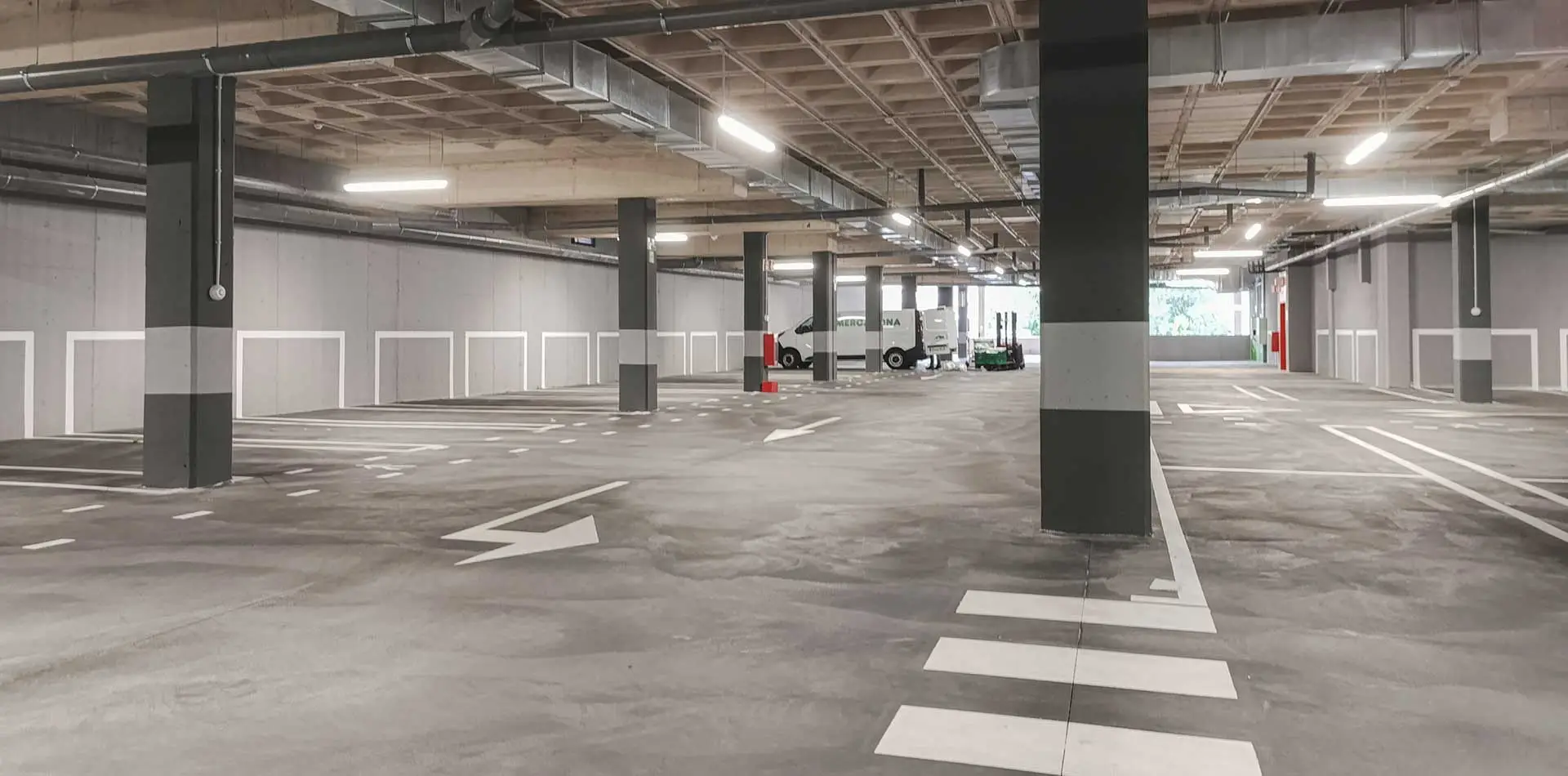 Parking subterráneo en Supermercado Mercadona iKasa Burgosol